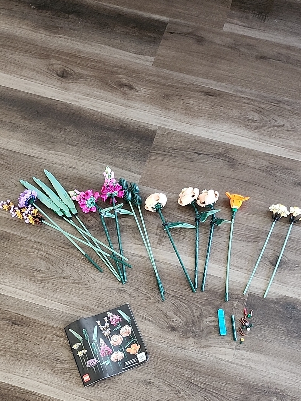 Lego Mint Green Flower Stems with Pink, Purple, Cream and Yellow Blooms